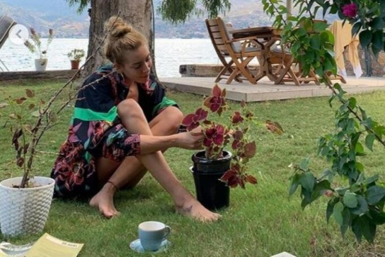 Sinem Kobal'dan samimi a&ccedil;ıklamalar