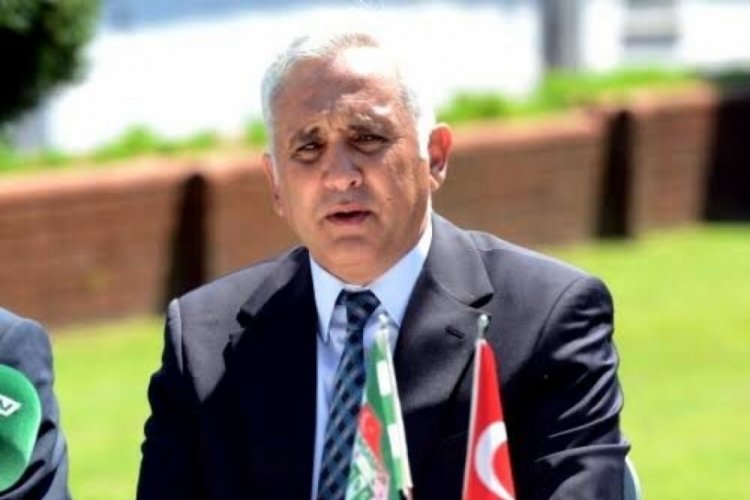 Bursaspor'da s&uuml;rpriz istifa!