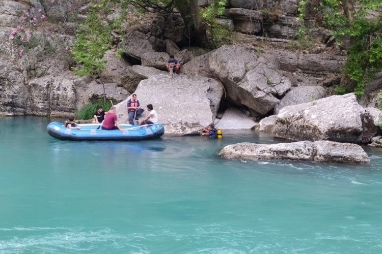 Antalya'da ırmağa giren kişi yaşamını yitirdi