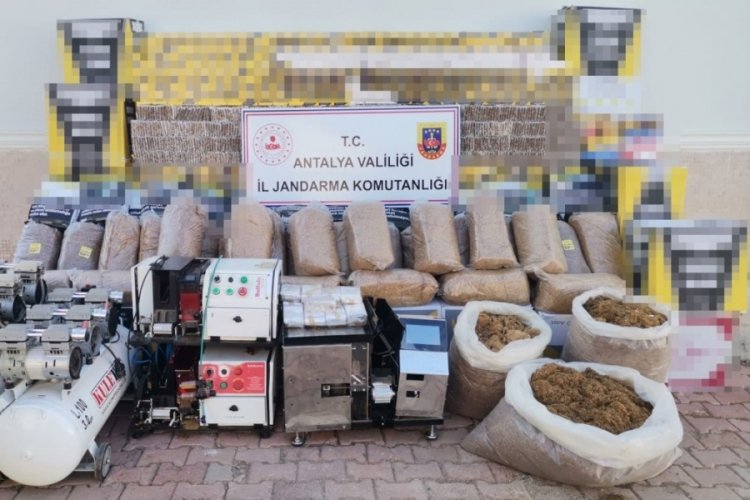 Antalya'da ka&ccedil;ak sigaraya operasyonu