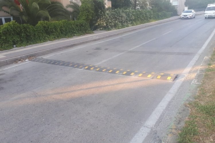 Bursa'da hız kesiciler tekrar yerine takıldı!