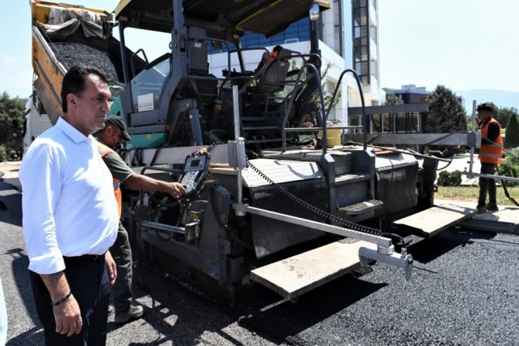 Bursa Osmangazi'de asfalt &ccedil;alışmaları hız kesmiyor