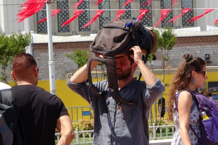 İstanbul kavruluyor: Hem &uuml;r&uuml;nleri hem de kendisini suladı