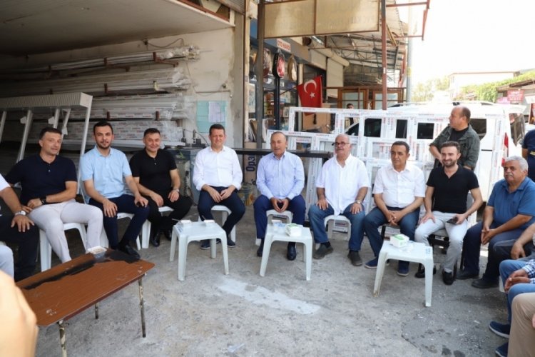 Antalya milletvekili Mevl&uuml;t &Ccedil;avuşoğlu aşure etkinliğine katıldı
