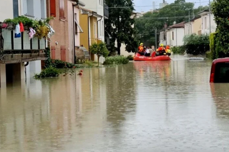 Slovenya'da sel! 1 kişi hayatını kaybetti