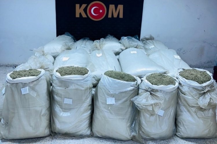 Edirne'de 720 kilo ka&ccedil;ak &ccedil;ay ele ge&ccedil;irildi