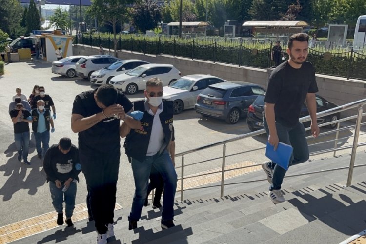 Eskişehir'de sahte dekontla 700 bin lira dolandıran ş&uuml;pheliler tutuklandı