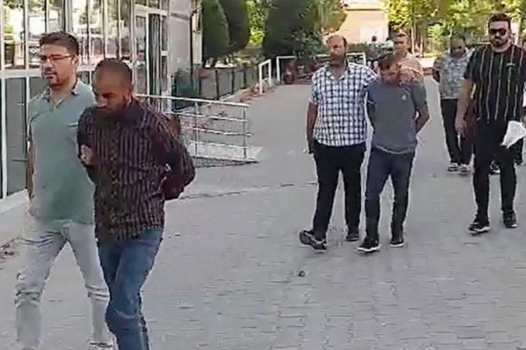 Telefondan kandırıldı, bankadaki parası &ccedil;ektirilip gasp edildi