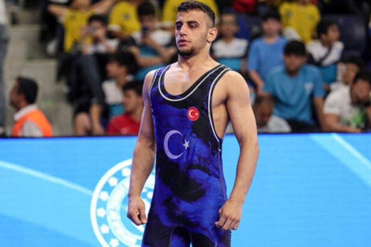 U17 D&uuml;nya G&uuml;reş Şampiyonası'nda Eyy&uuml;p &Ccedil;etin finale y&uuml;kseldi