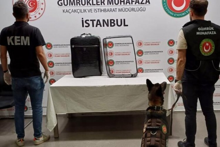 İstanbul'da  2 kilo 68 gram metamfetamin ele ge&ccedil;irildi