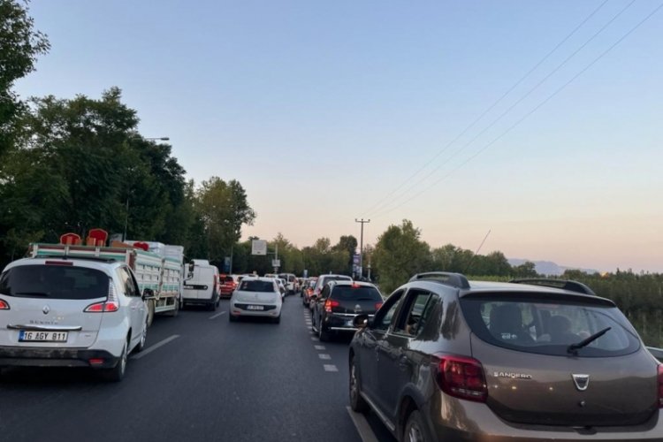 Bursa &Ccedil;evreyolu'nda trafik kazası!&nbsp;