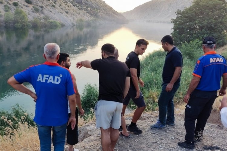 Adıyaman'da serinlemek i&ccedil;in suya giren gen&ccedil; yaşamını yitirdi