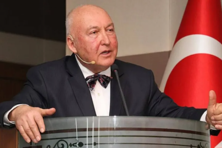 Ahmet Ercan'dan Bursa'da da hissedilen depremle ilgili a&ccedil;ıklama!