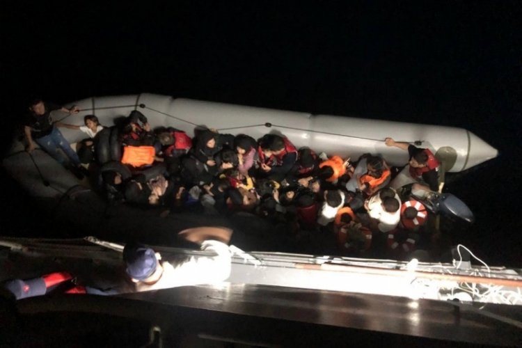 &Ccedil;anakkale'de 37 ka&ccedil;ak g&ouml;&ccedil;men yakalandı