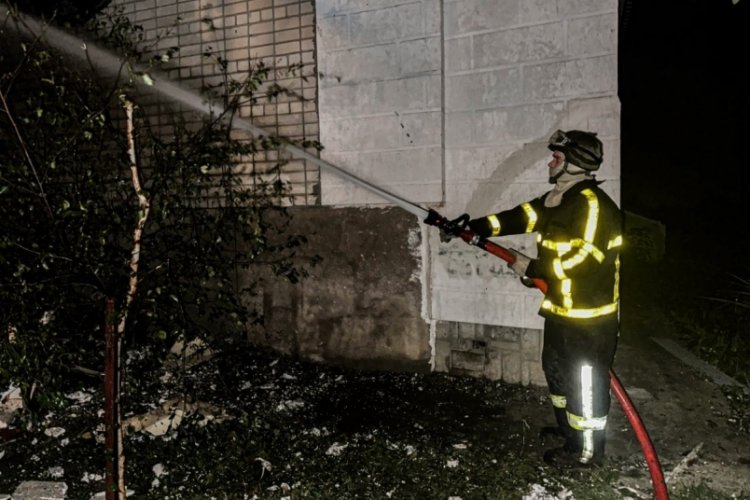 Rusya, Herson'da bir apartmanı vurdu