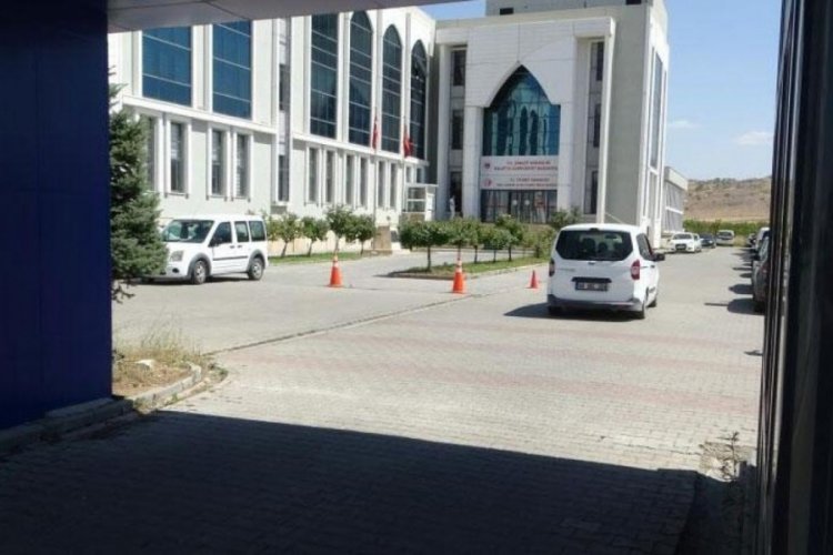 Nişanlısını &ouml;ld&uuml;ren kadın adliyeye sevk edildi