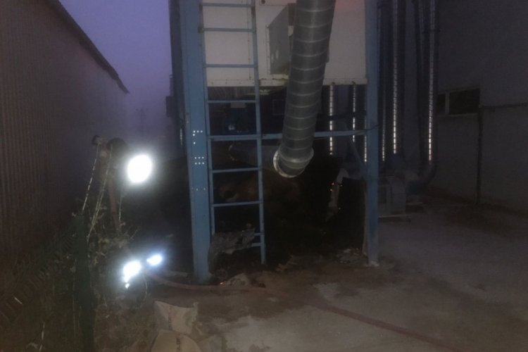 Amasya'da mobilya fabrikasında &ccedil;ıkan yangın &ccedil;ıktı