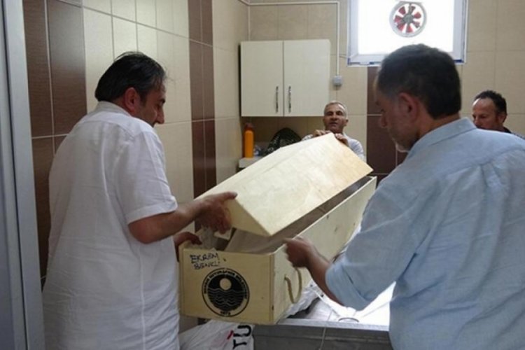 Cenazeler karıştı! Muş'a g&ouml;nderilmesi gereken cenaze Bursa'ya, Bursa'ya gelmesi gereken Erzurum'a...