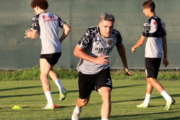 Alanyaspor, Başakşehir ma&ccedil;ının hazırlıklarına başladı