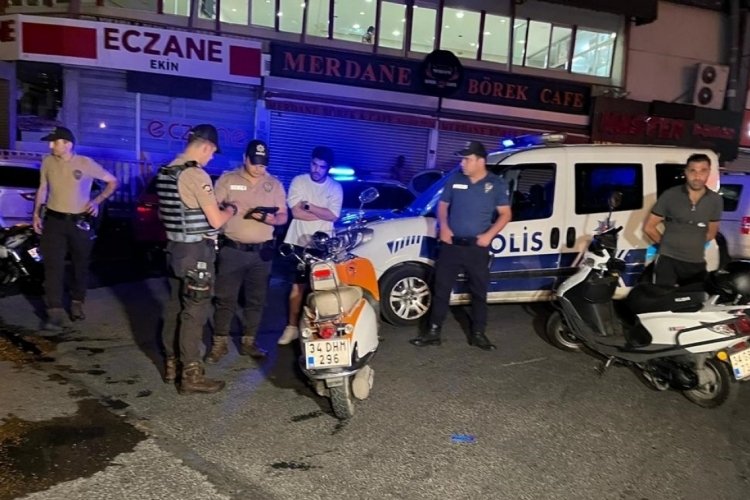 İstanbul'da polis motosiklet denetimi yaptı