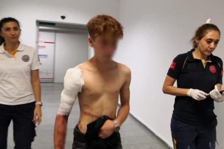 Aksaray'da &ccedil;ıkan kavgada kan aktı