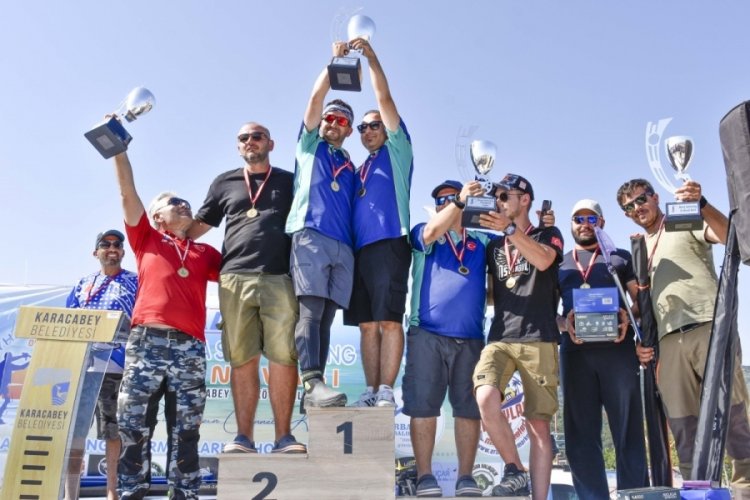 Bursa'da Surf Casting Turnuvası yoğun ilgi g&ouml;rd&uuml;