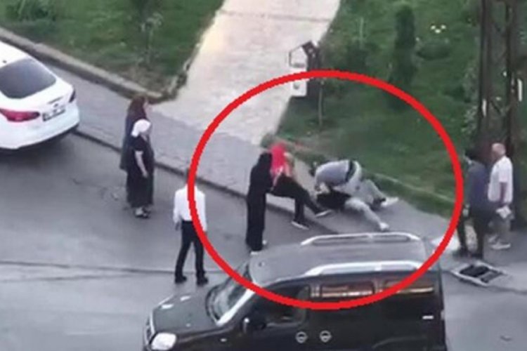 Ankara'da hasarlı kaza sonrası sopa ve sandalyeli kavga!