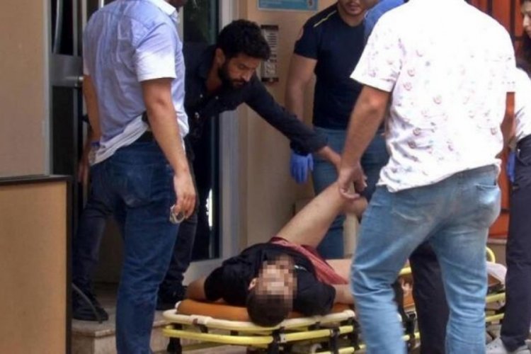 Polisi g&ouml;r&uuml;nce ka&ccedil;maya başladı! Yakalanacağını anlayınca kendini bı&ccedil;akladı