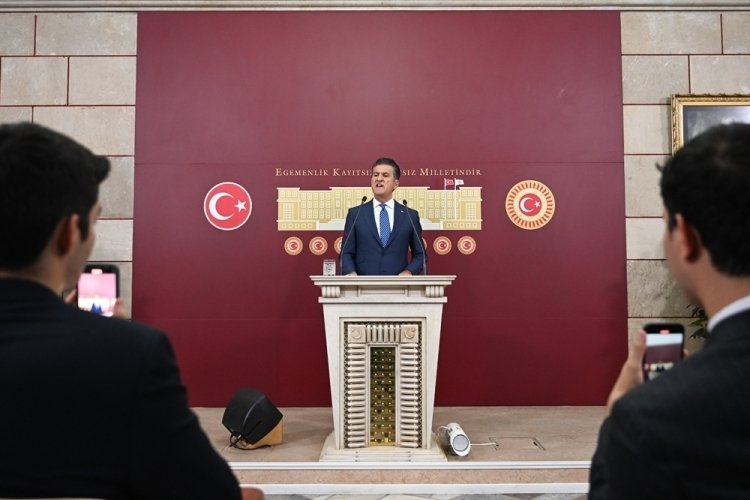 Mustafa Sarıg&uuml;l, &ouml;ğretmen atamalarının yapılmasını istedi