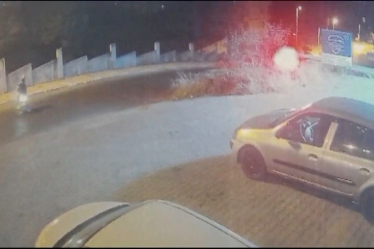 İstanbul'da d&uuml;kkanlara ateş edip ka&ccedil;tılar