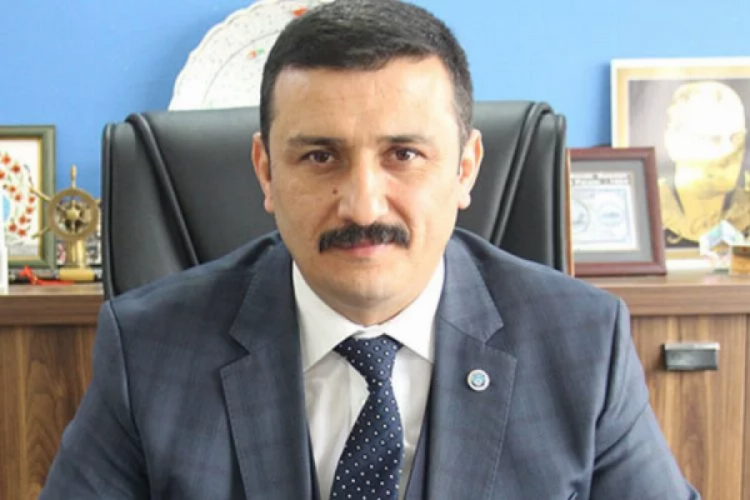 Türkoğlu'ndan  Sanayi ve Teknoloji Bakanına "Çataltepe Çakaltepe mi oldu?" sorusu