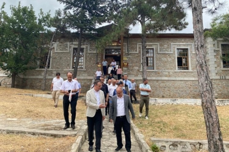 Bursa'da Orhaneli Kaymakamı Akg&uuml;l, kurum m&uuml;d&uuml;rleri ile toplantı yaptı