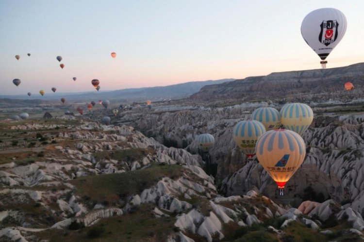Kapadokya'da sıcak hava balon turu yarın yapılamayacak