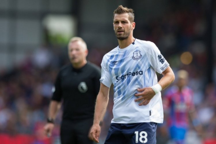 Konyaspor'da Morgan Schneiderlin'in s&ouml;zleşmesi feshedildi