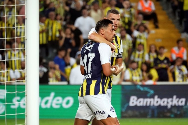 İrfan Can Kahveci, golle tanıştı