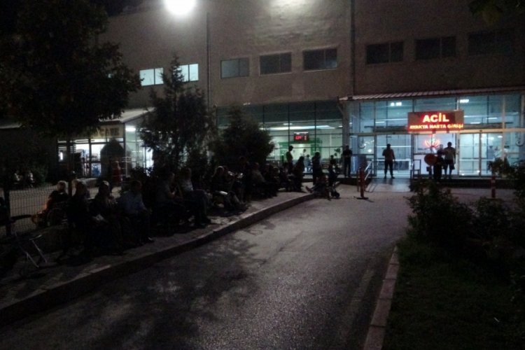 Malatya'da depremde panikleyen 80 kişi hastanelere başvurdu