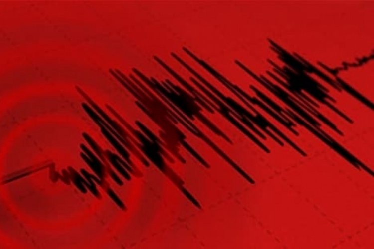 İzmir'de deprem oldu
