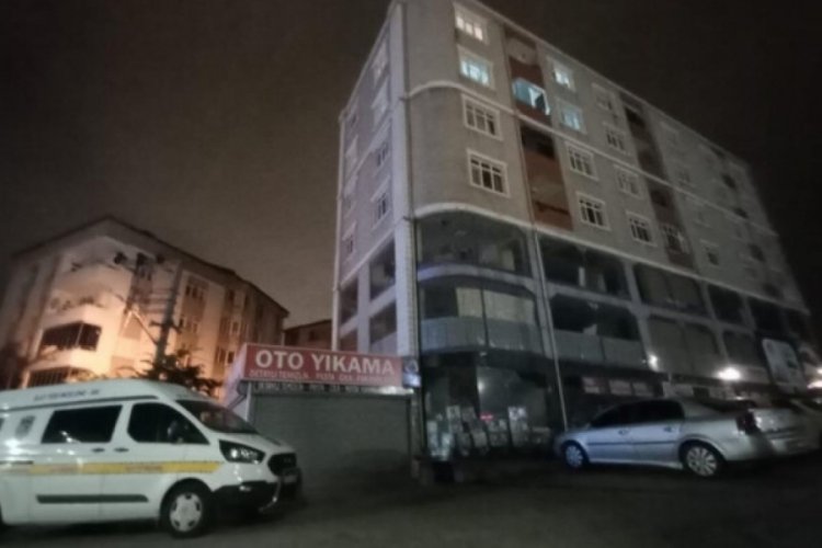 Kocaeli'de 6. kattan beton zemine d&uuml;şen 19 yaşındaki gen&ccedil; yaşamını yitirdi