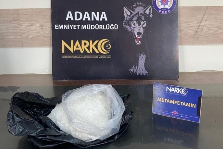Adana'da berbere uyuşturucu baskını