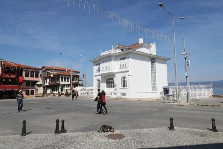 Bursa Mudanya'da 5. Kitap Fuarı 100. Yıla &ouml;zel "Cumhuriyet ve Demokrasi" temasıyla başlıyor