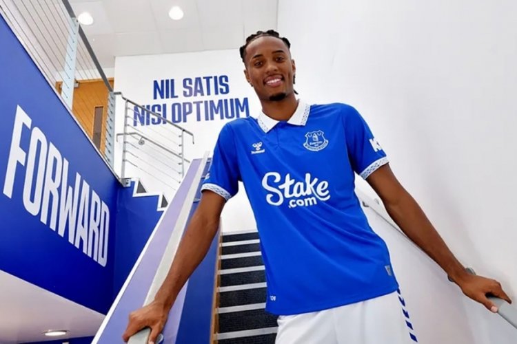 Everton Sporting Lizbon'un gen&ccedil; yıldızı Chermiti'yi kaptı