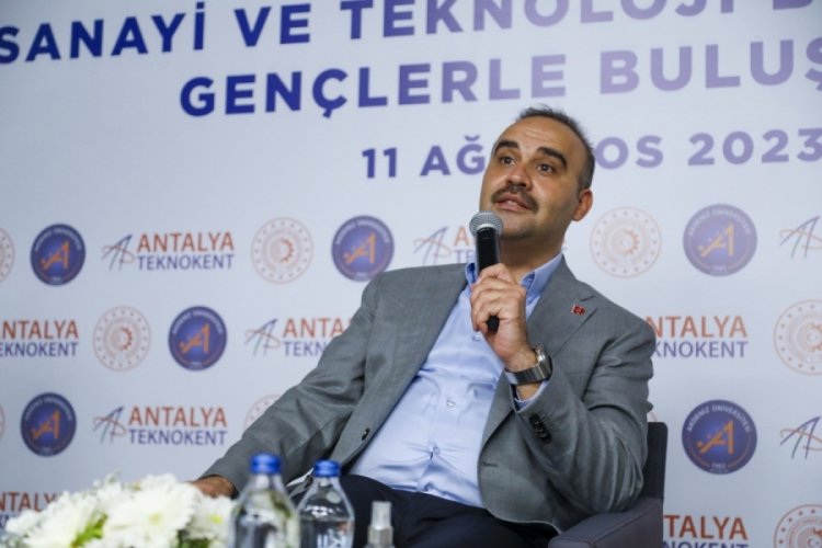 Bakan Kacır: T&uuml;rkiye'nin Ar- Ge insan kaynağı 200 bine &ccedil;ıktı