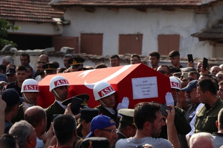 Şehit Piyade Uzman &Ccedil;avuş S&uuml;leyman Ege G&ouml;rece, toprağa verildi