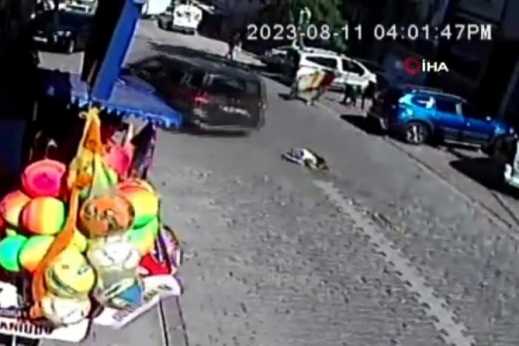 İstanbul'da otomobilin &ccedil;arptığı k&uuml;&ccedil;&uuml;k kız hayatını kaybetti