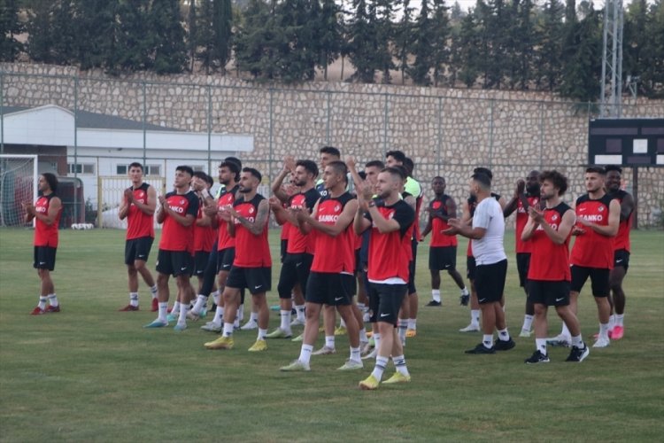 Gaziantep FK, Fenerbah&ccedil;e ma&ccedil;ı hazırlıklarını s&uuml;rd&uuml;rd&uuml;