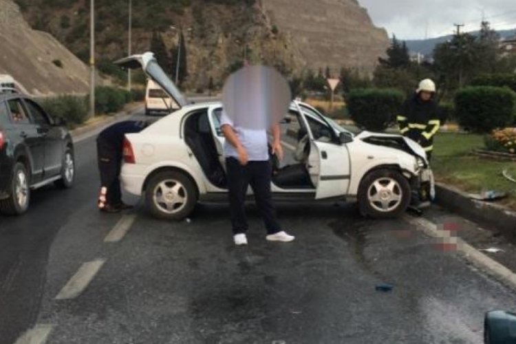 Hatay'da trafik kazası: &Ccedil;ok sayıda yaralı var