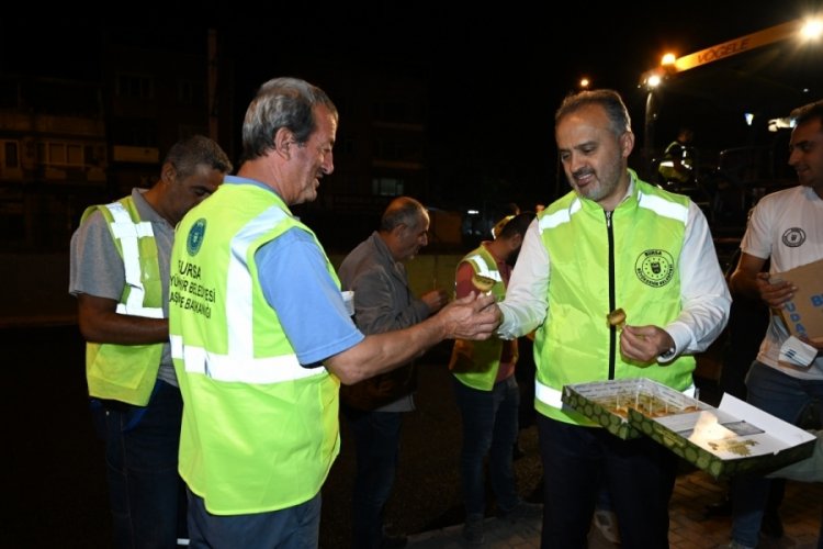 Ankara yolunda gece mesaisi s&uuml;r&uuml;yor