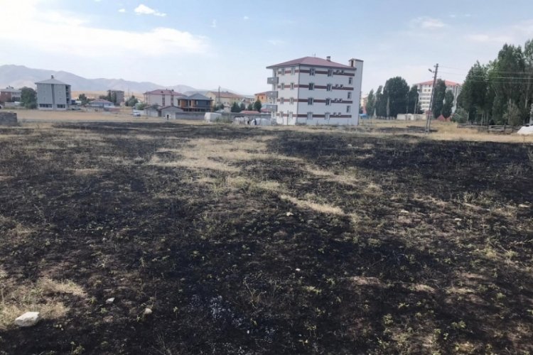 Ağrı'da 5 ayrı noktada yangın &ccedil;ıktı!