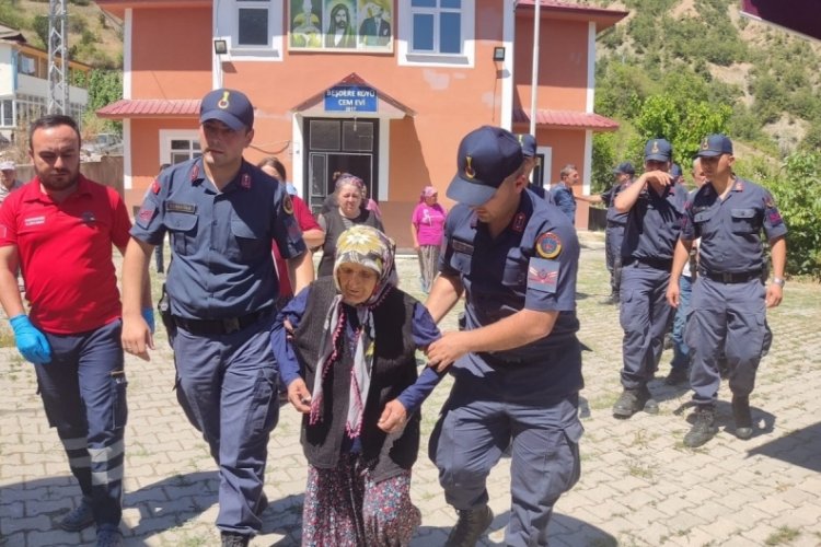 Tokat'ta ormanda kaybolan yaşlı kadın 20 saat sonra bulundu