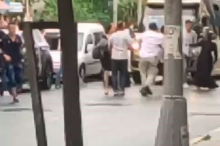 İstanbul'da d&uuml;ğ&uuml;n kavgası! Ortalık savaş alanına d&ouml;nd&uuml;